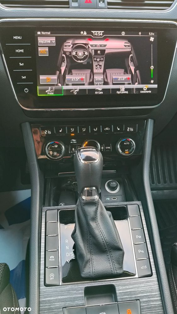 Skoda Superb 2.0 TDI Style DSG - 25