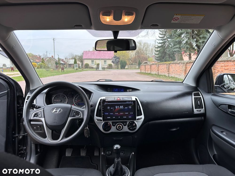 Hyundai i20 1.2 Fifa World Cup Edition - 16