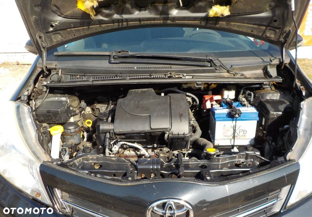 Toyota Yaris - 5
