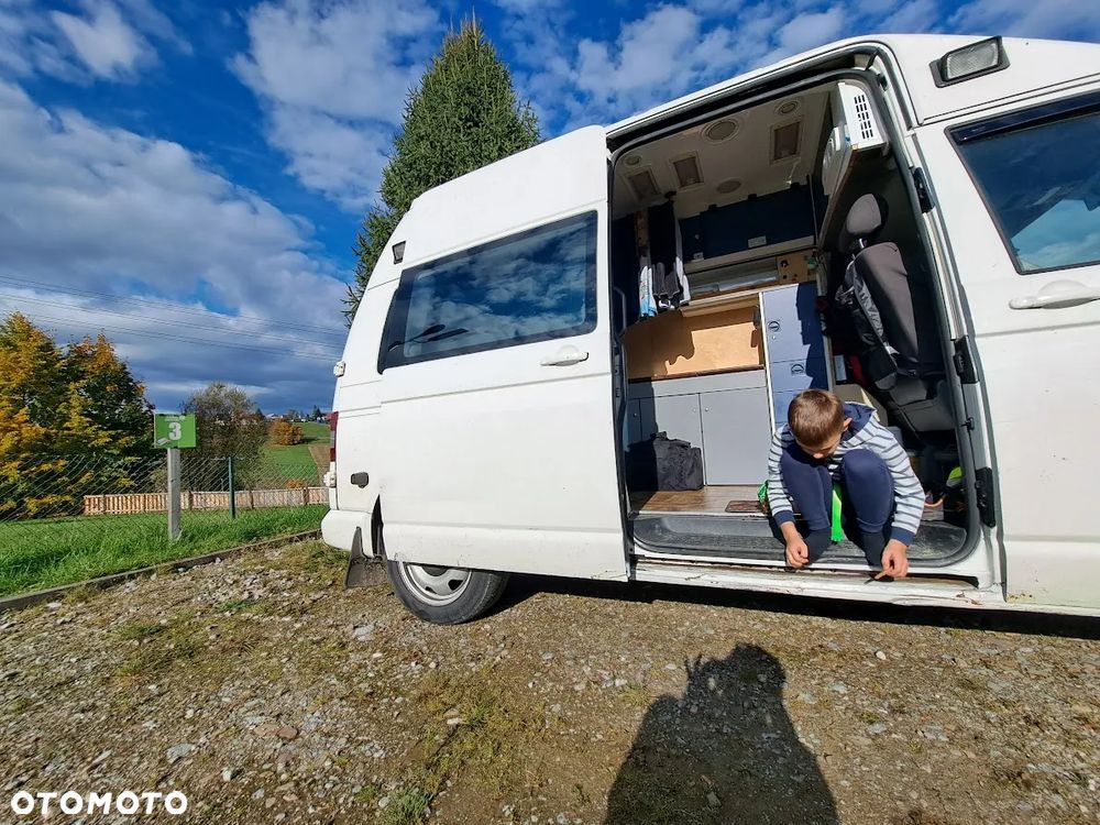 Volkswagen Transporter T5 - 10