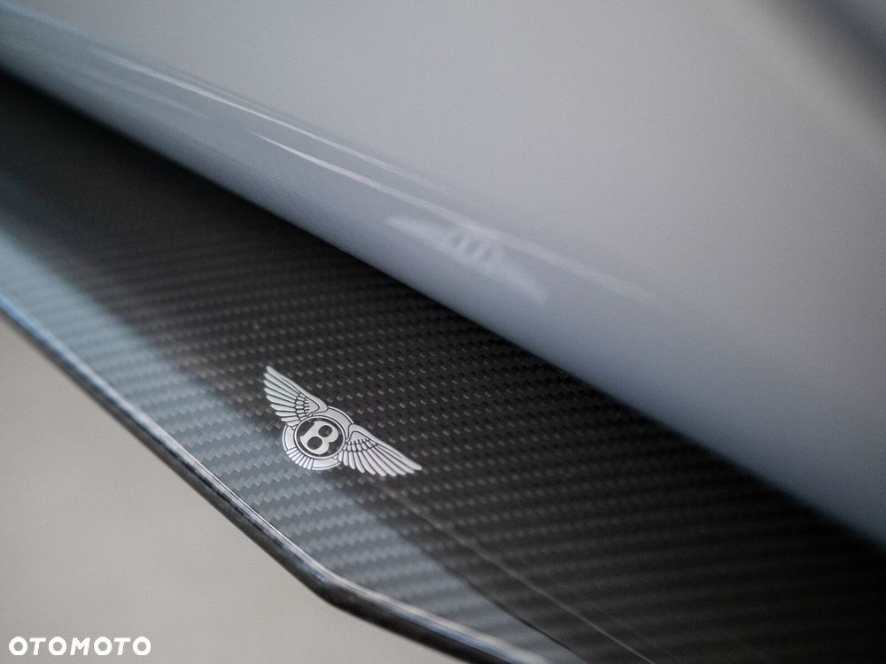 Bentley Continental GT - 12