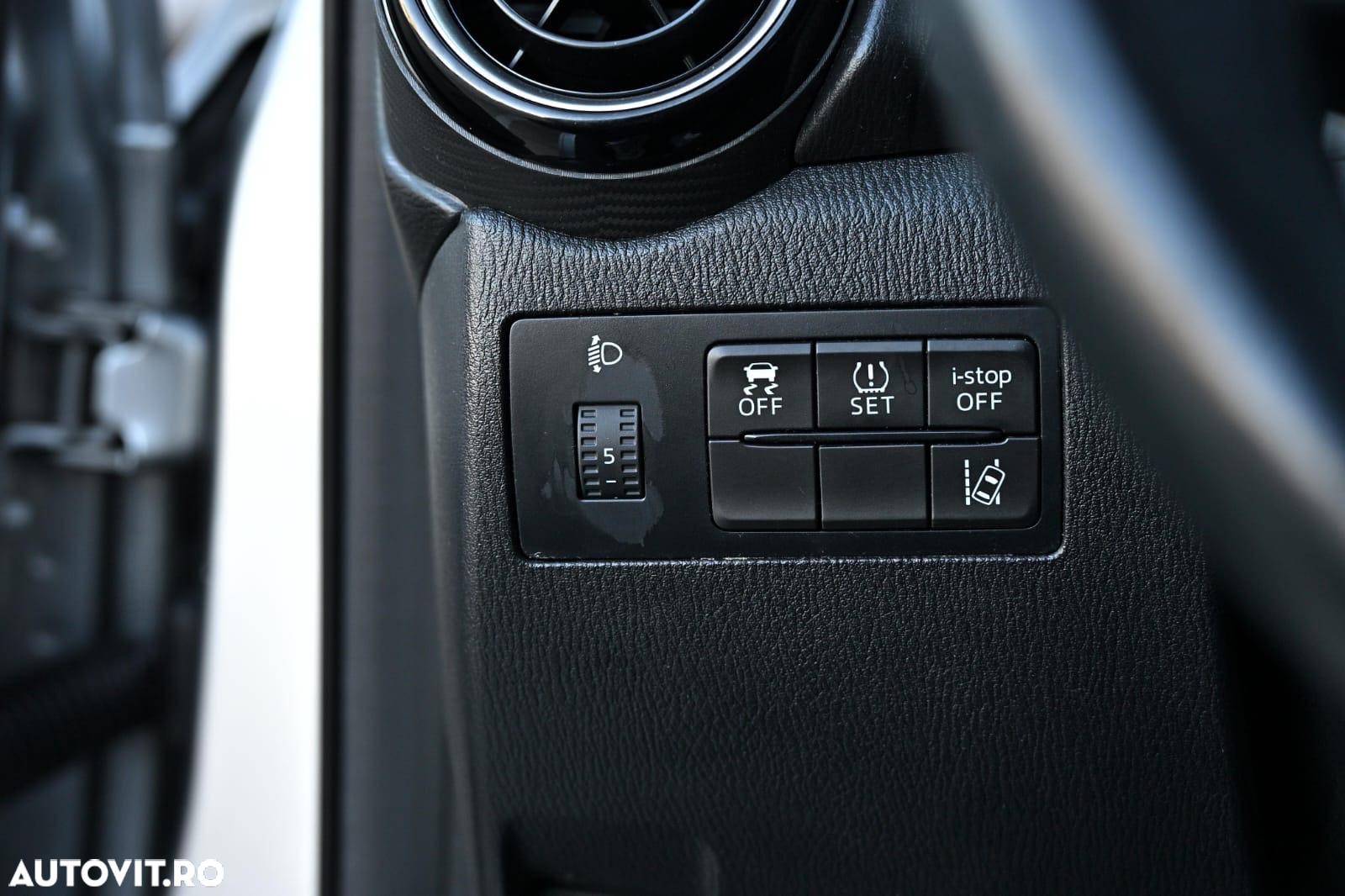 Mazda 2 CD105 Attraction - 13