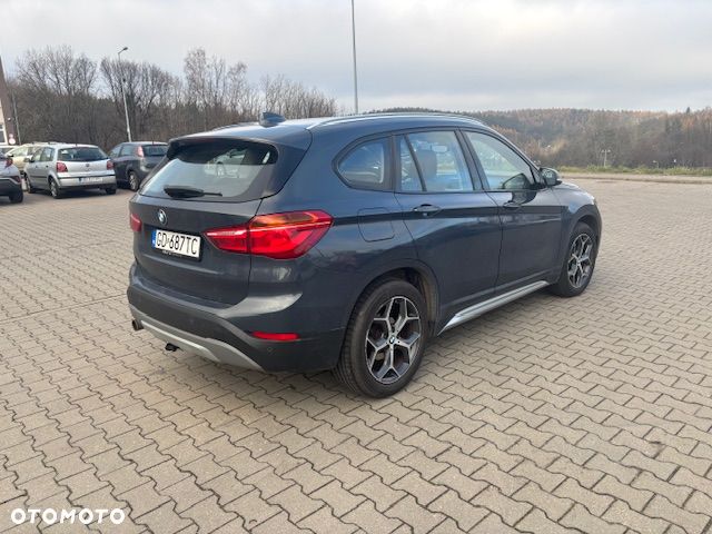 BMW X1 sDrive18i - 2