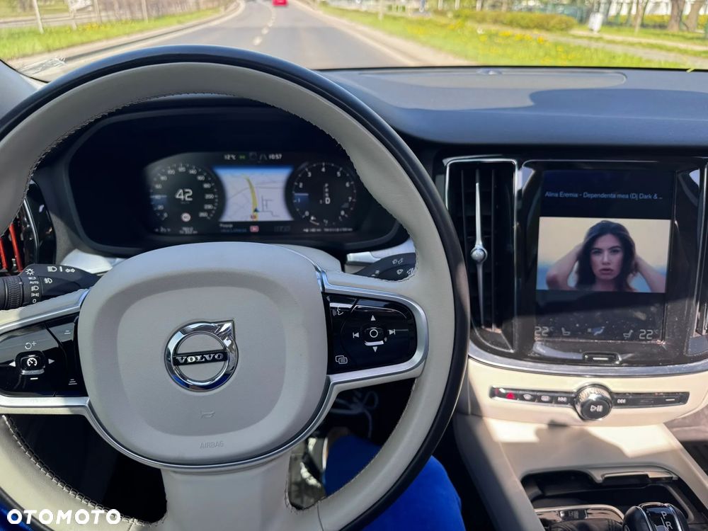 Volvo S60 - 2