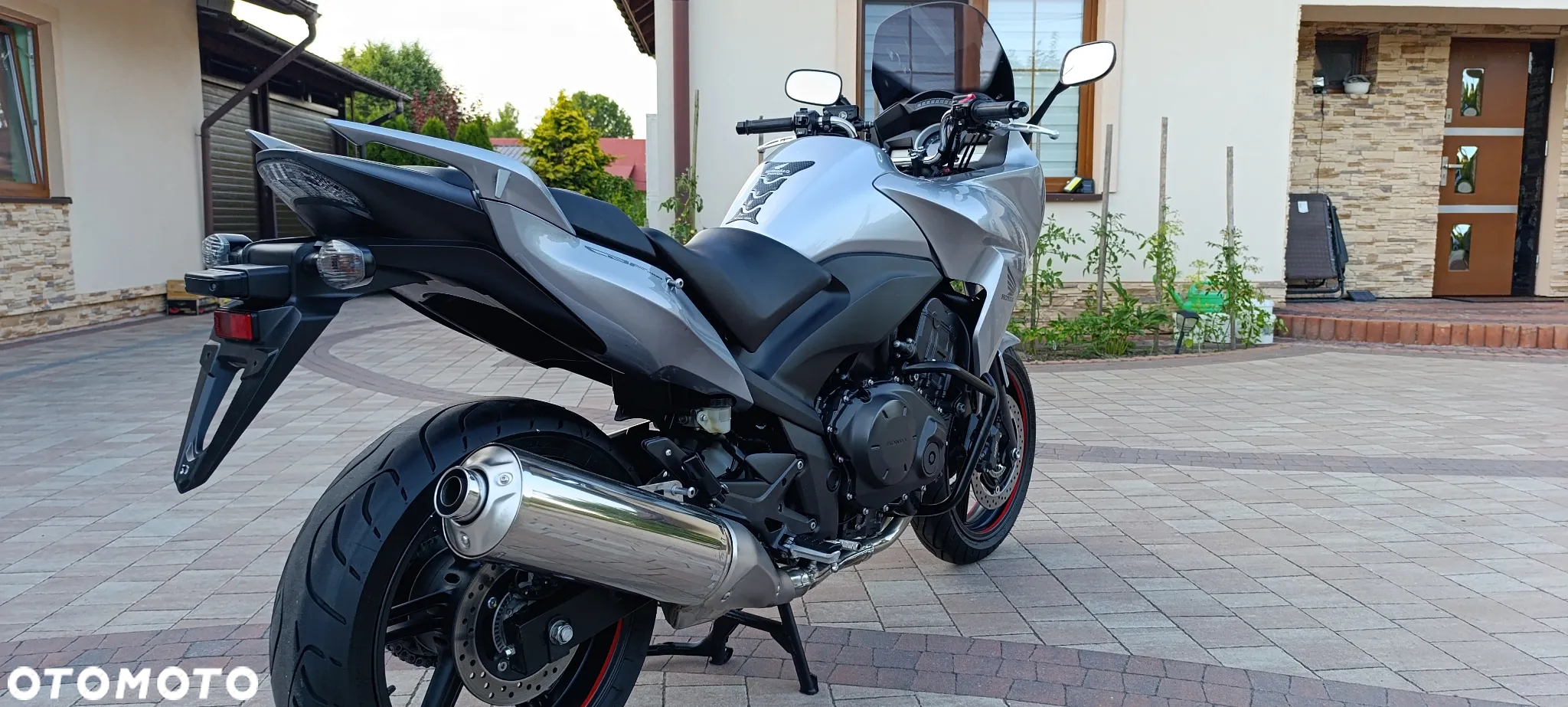 Honda CBF - 7