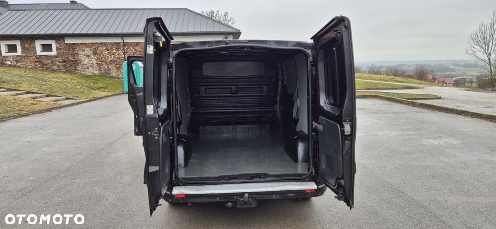 Opel Vivaro - 15