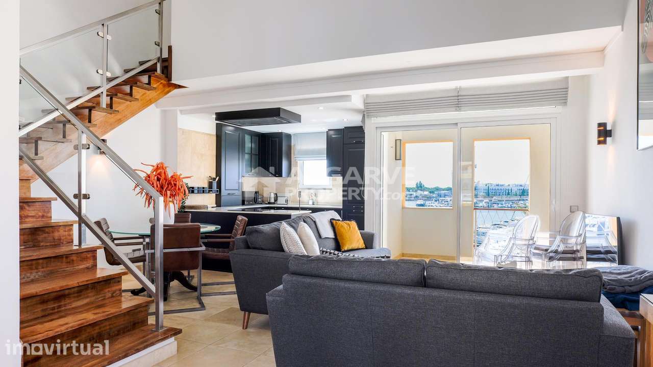 Fabuloso T1 Duplex na Marina com vista maravilhosa - Grande imagem: 2/29
