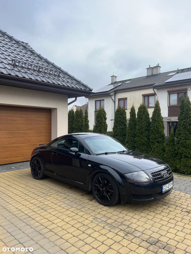 Audi TT Coupé - 1
