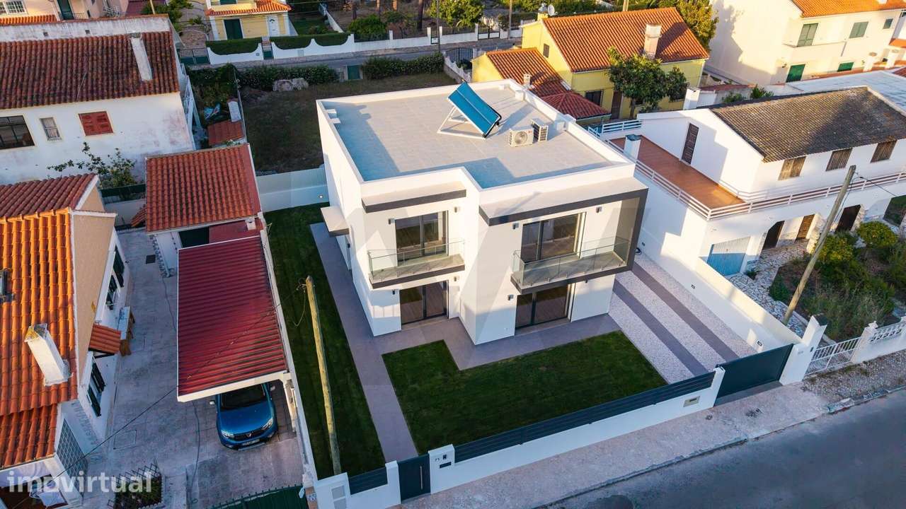 Moradia T4 Contemporânea Nova na Aroeira | Wallbox Tesla, Domótica e J - Grande imagem: 3/45