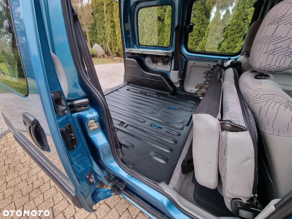 Renault Kangoo 1.6 16V Edition Campus - 12