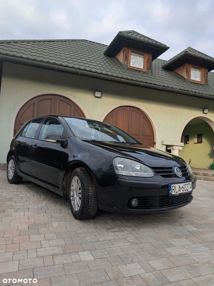 Volkswagen Golf - 1