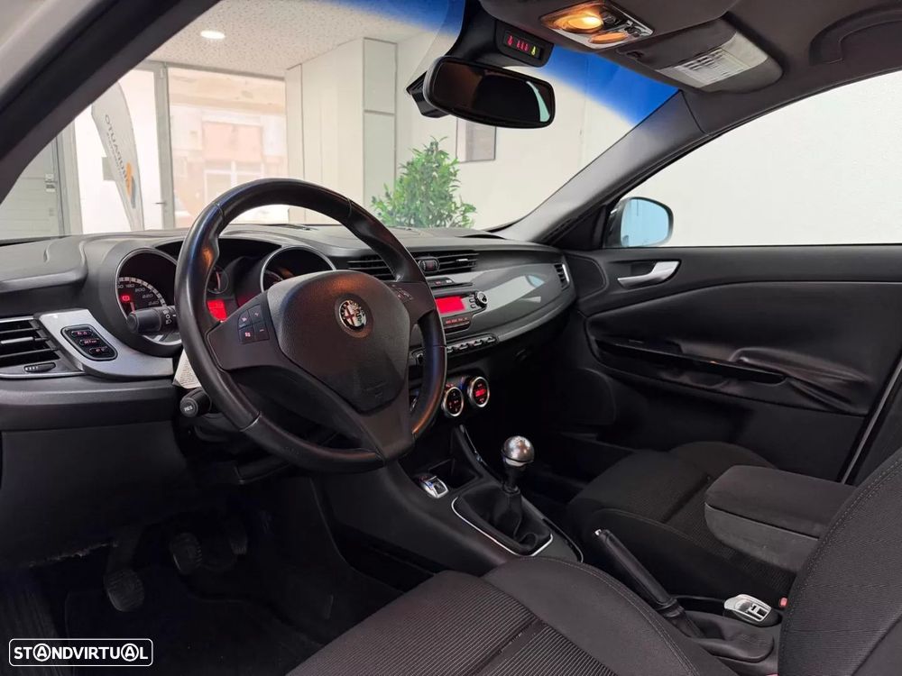 Alfa Romeo Giulietta 1.6 JTDM Trofeo - 5