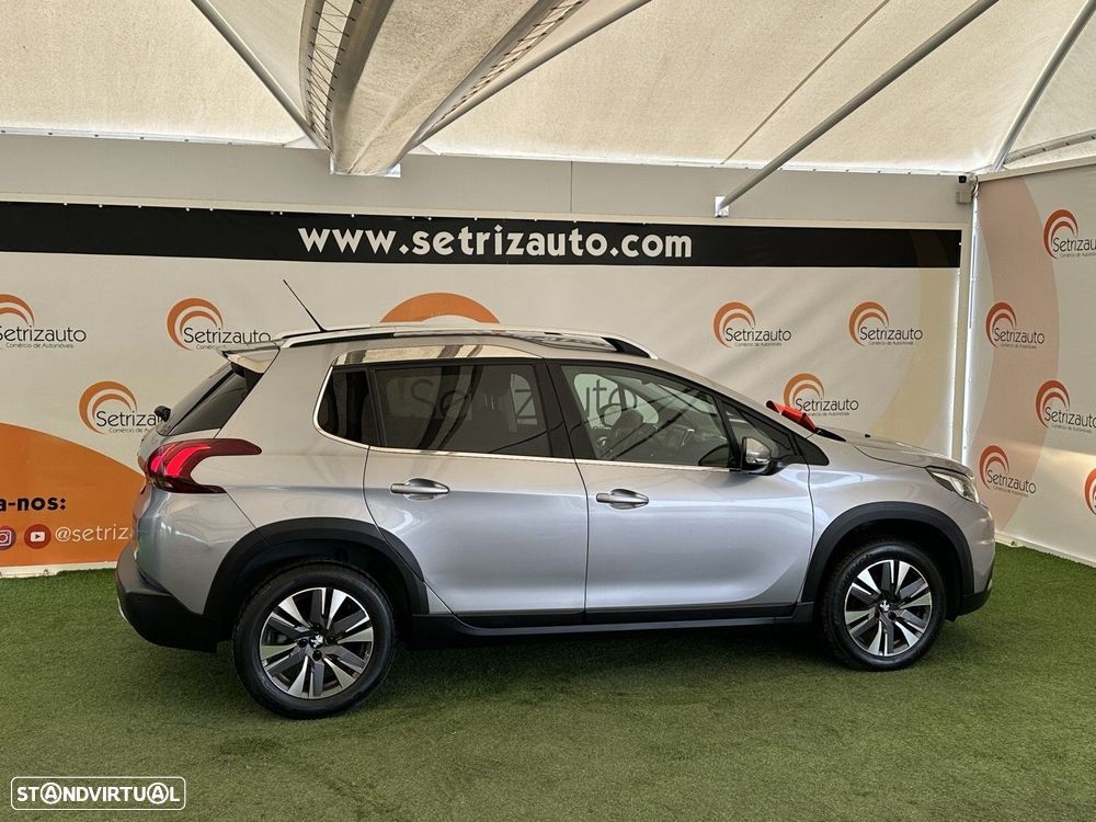 Peugeot 2008 1.2 PureTech Allure - 8