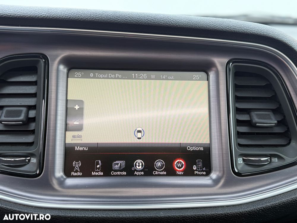 Dodge Challenger - 13