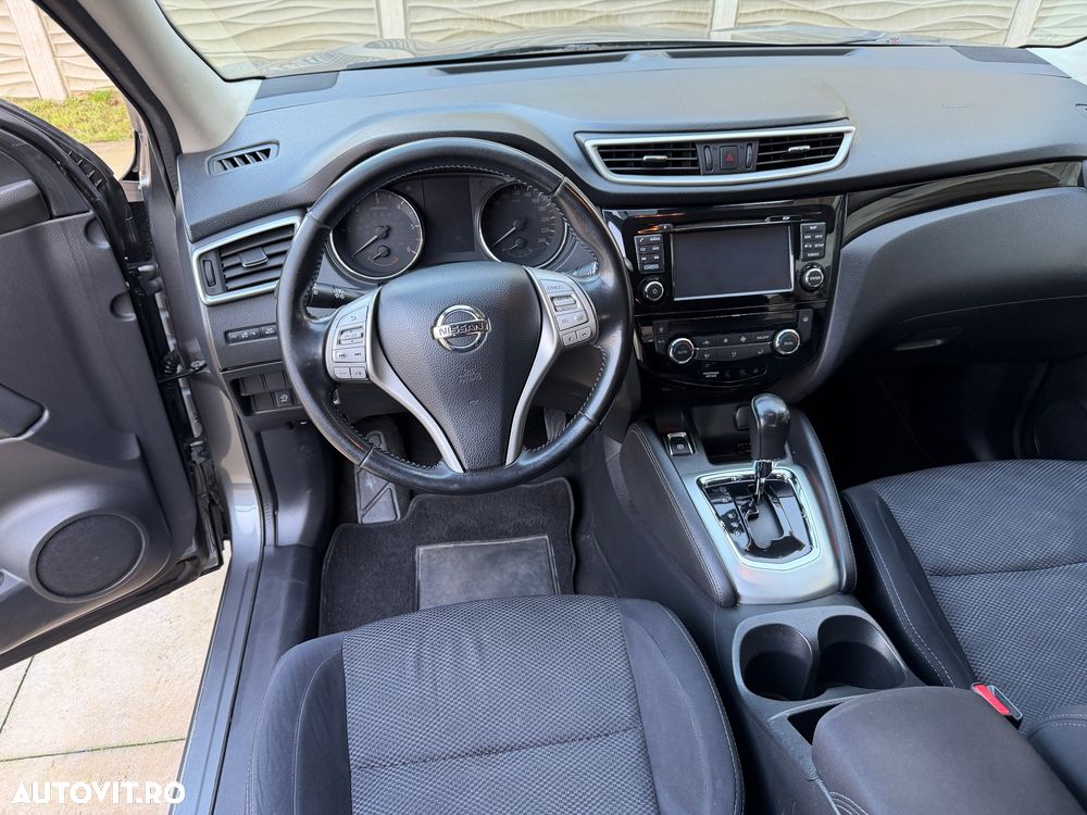 Nissan Qashqai 1.6 DCI Xtronic TEKNA - 10