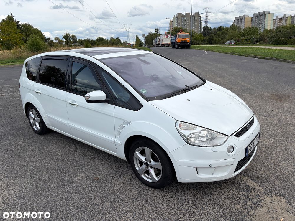 Ford S-Max 2.2 TDCi DPF Titanium - 3