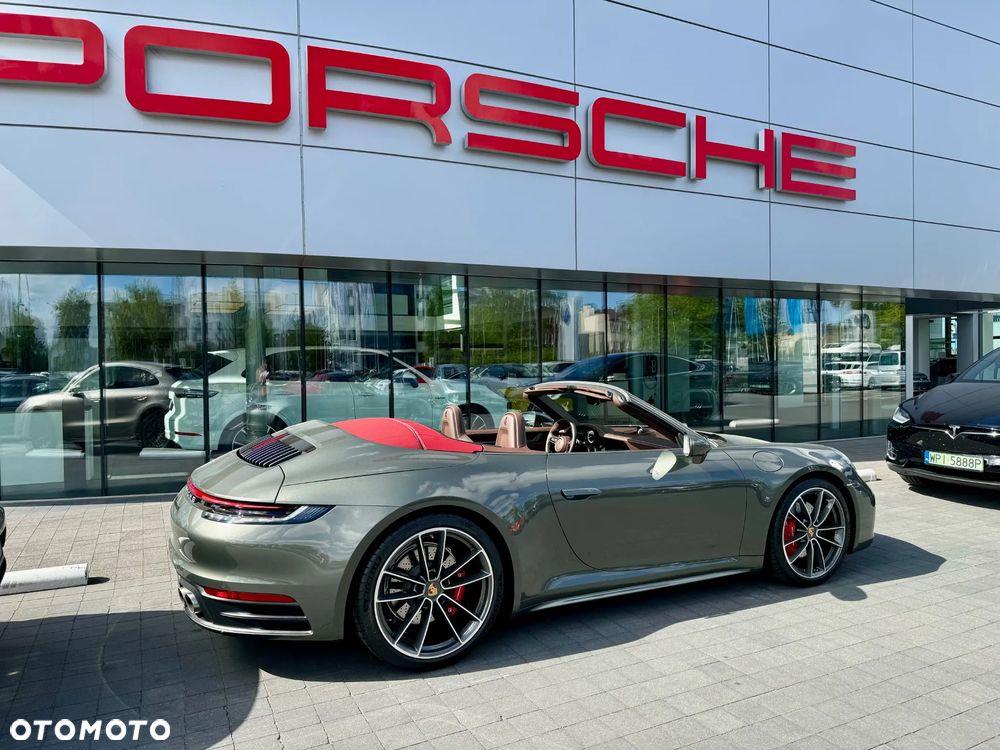 Porsche 911 Carrera 4S - 6