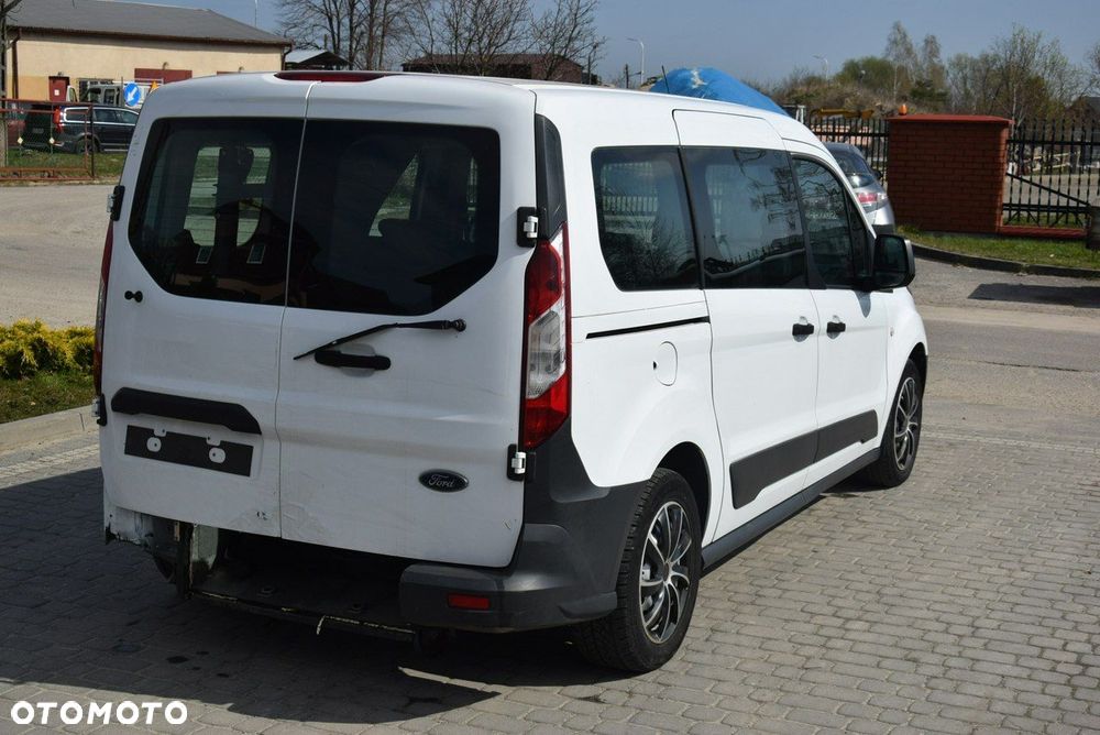 Ford Tourneo Connect Grand - 13