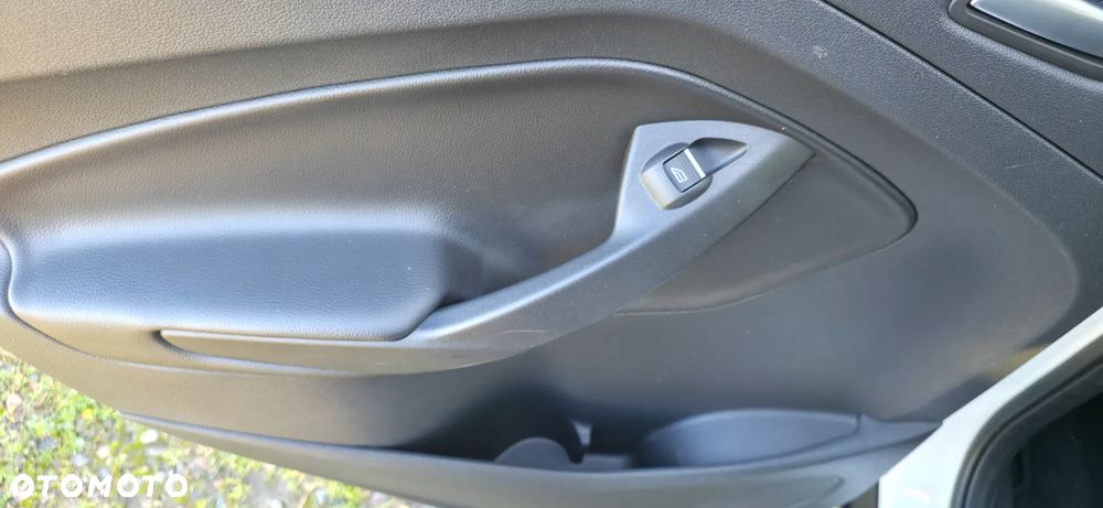 Ford Kuga - 7