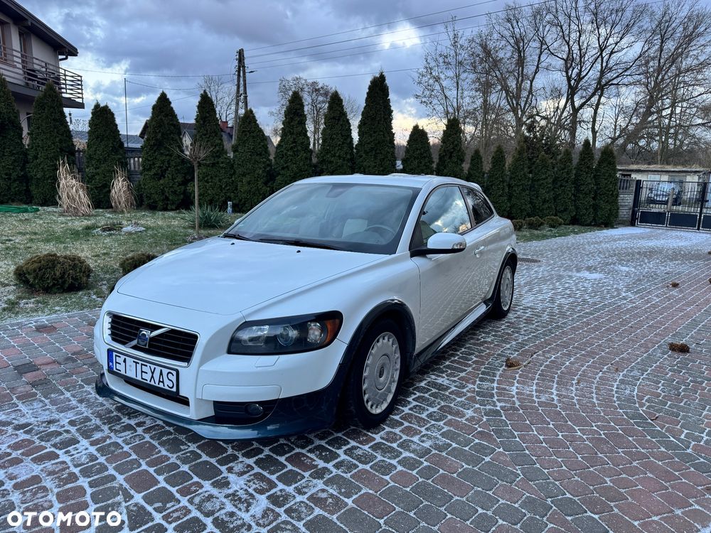 Volvo C30 T5 Momentum - 1
