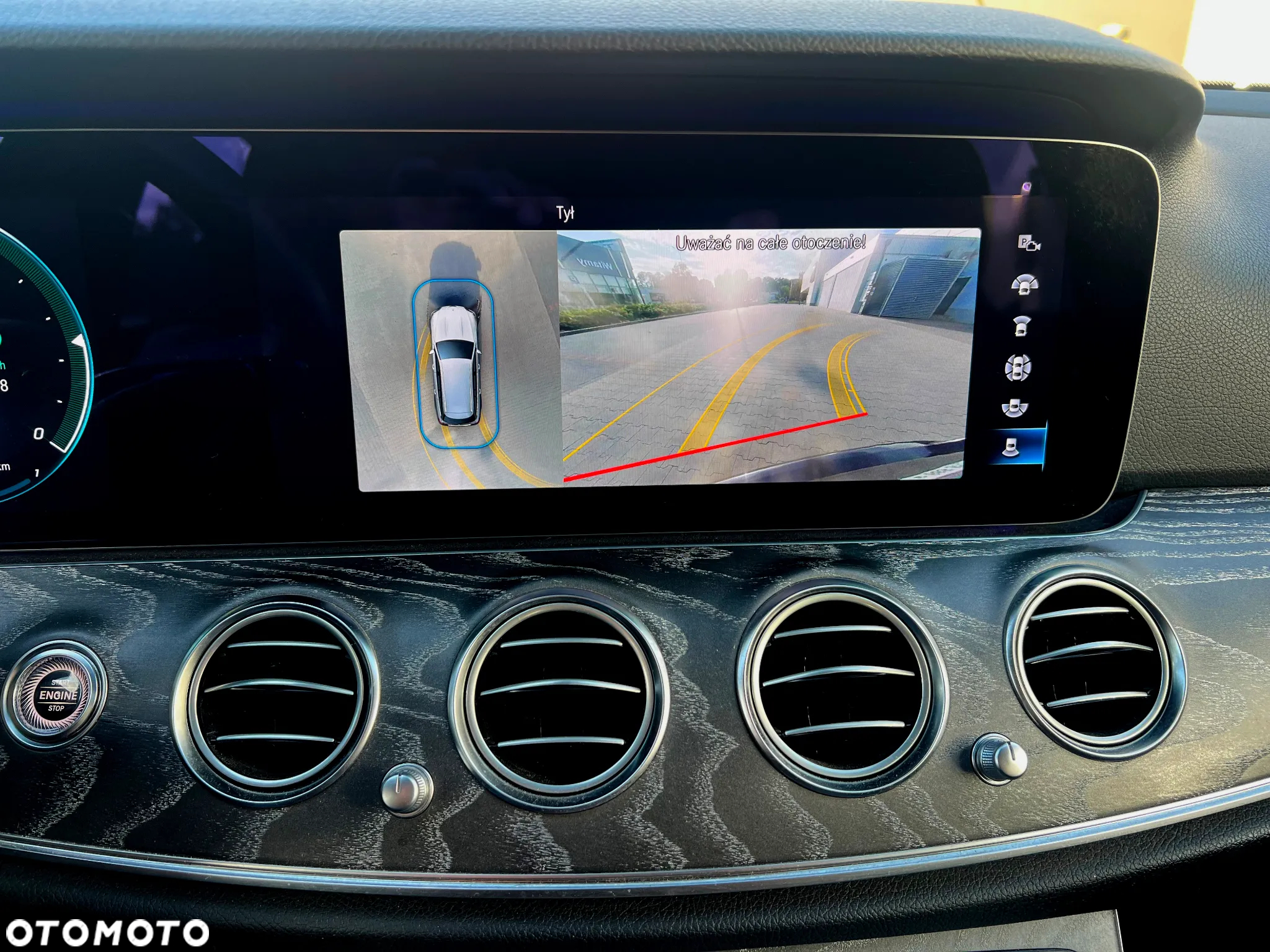 Mercedes-Benz Klasa E 300 de 4Matic T 9G-TRONIC AMG Line - 24