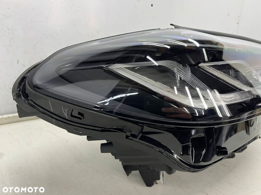 Lampa reflektor BMW 5 G30 G31 LCI LIFT 20-24r. prawa przednia FULL LED Adaptive Europa BLACK czarna - 3