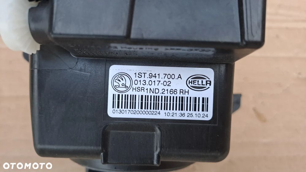 SKODA CITIGO LIFT PRAWY HALOGEN NOWY ORYGINAŁ - 3