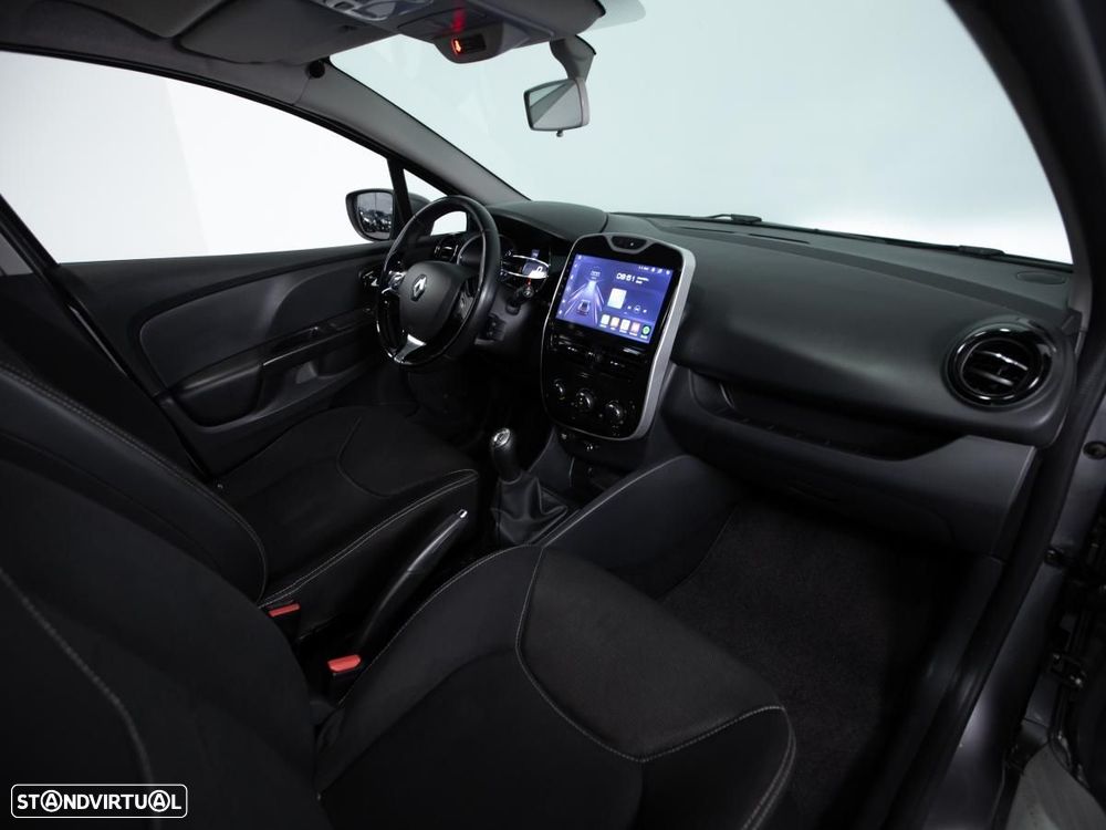 Renault Clio Sport Tourer 1.5 dCi - 8