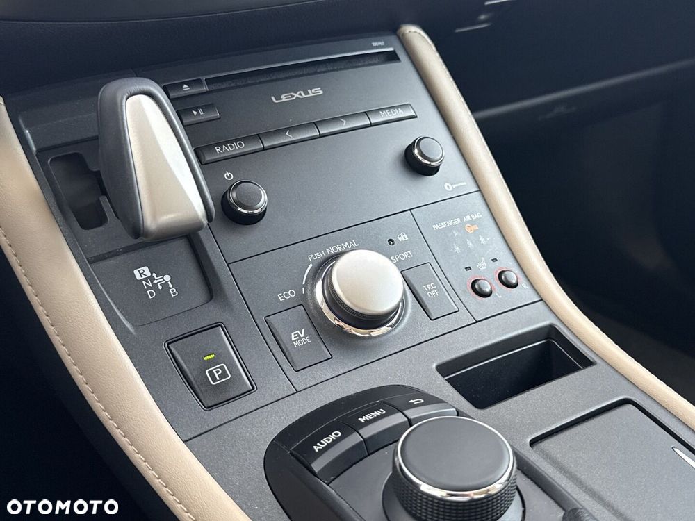 Lexus CT 200h Elegance EU6 - 15