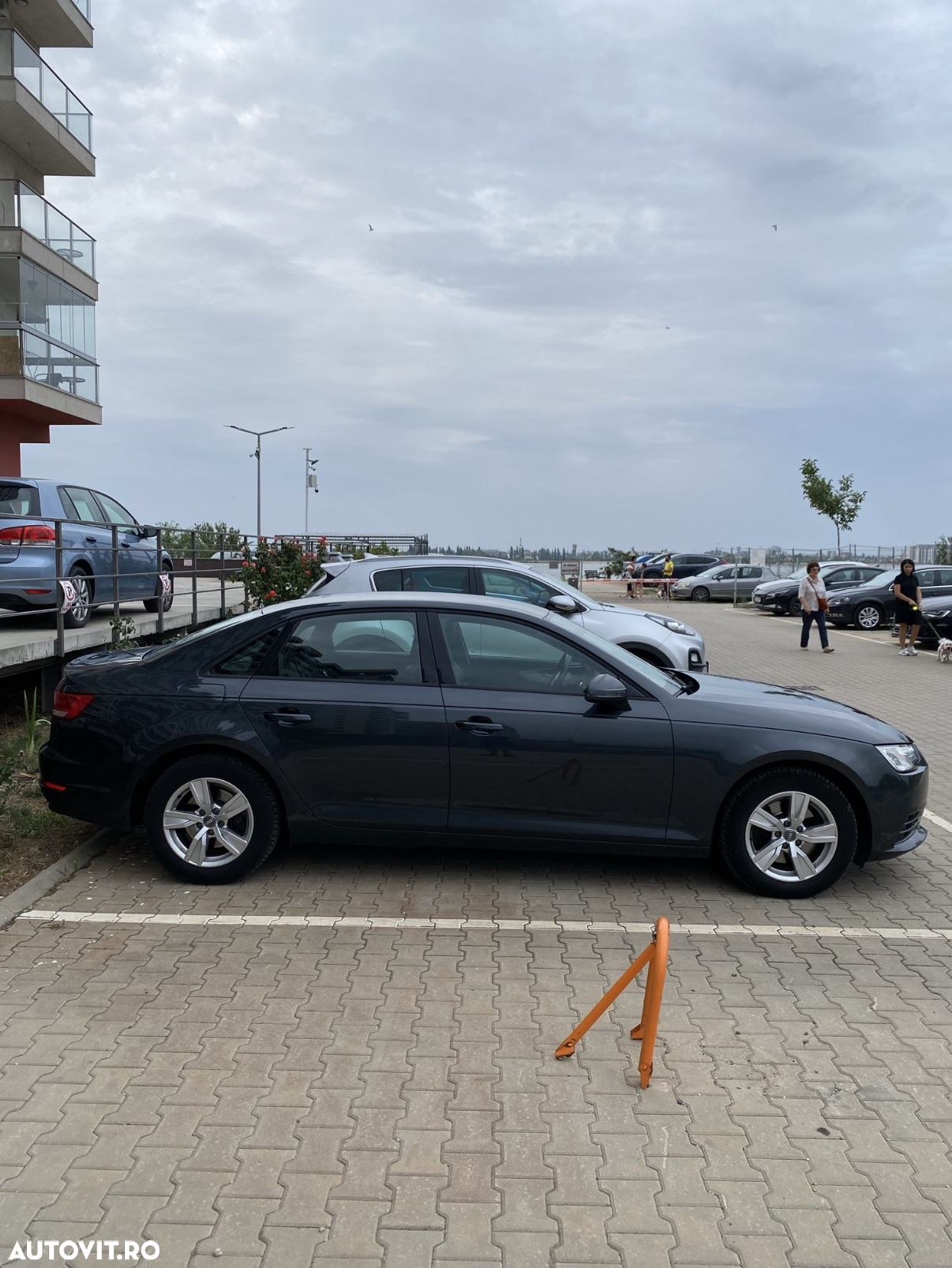 Audi A4 - 4