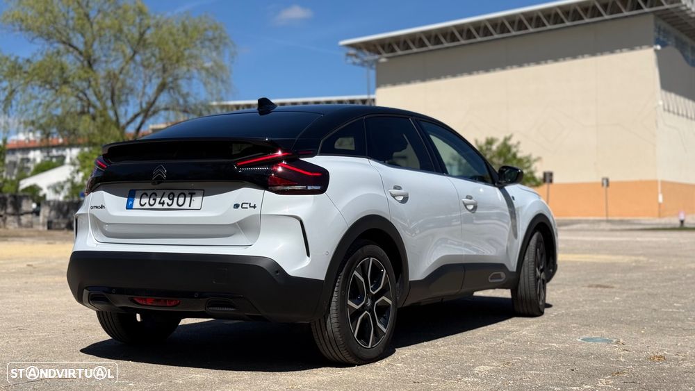 Citroën e-C4 156 MAX - 9