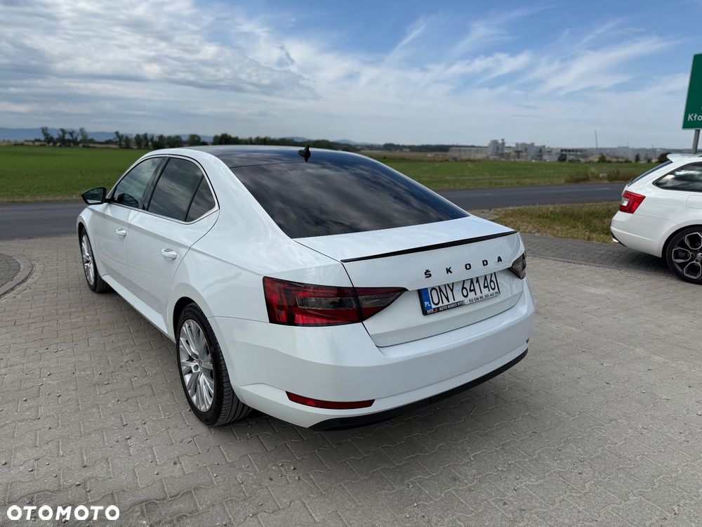 Skoda Superb 1.5 TSI Plug-in Hybrid Edition 130 DSG - 14