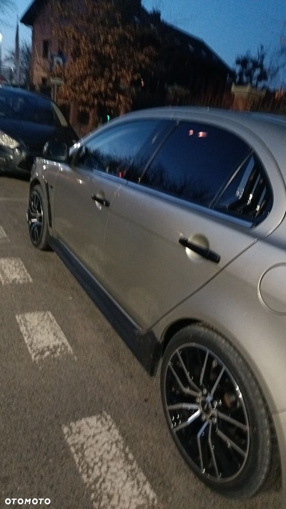 Mitsubishi Lancer - 4