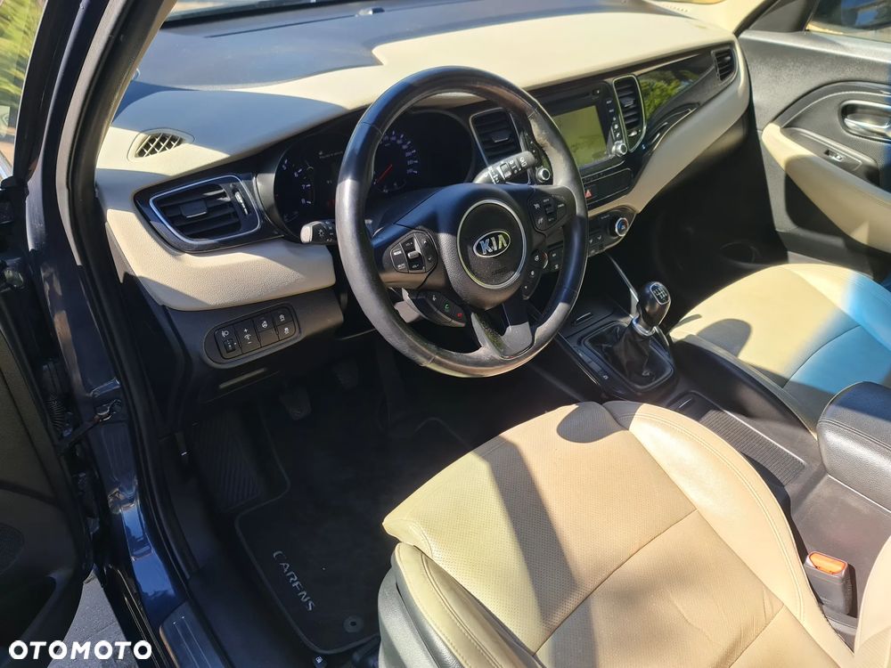 Kia Carens 1.6 GDI Business Line 7os EU6 - 16