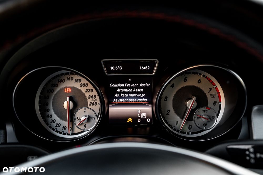 Mercedes-Benz CLA 250 7G-DCT AMG Line - 35