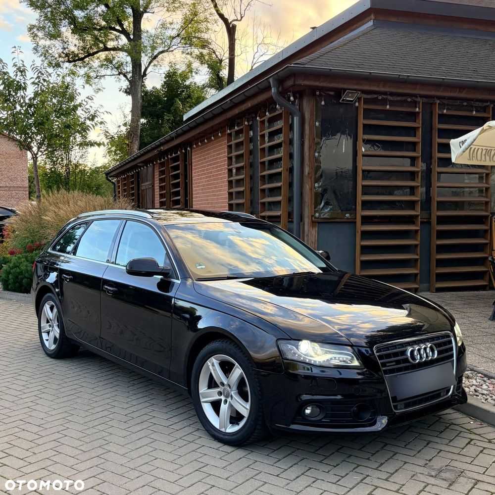 Audi A4 Avant 2.0 TDI DPF quattro S line Sportpaket - 29