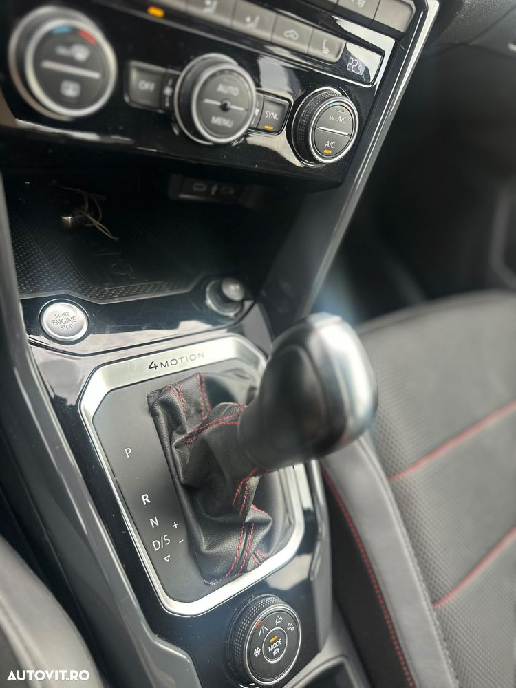 Volkswagen T-Roc 2.0 TSI 4Motion DSG Sport - 33