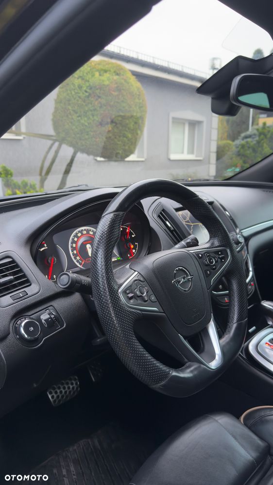 Opel Insignia 2.0 CDTI - 25