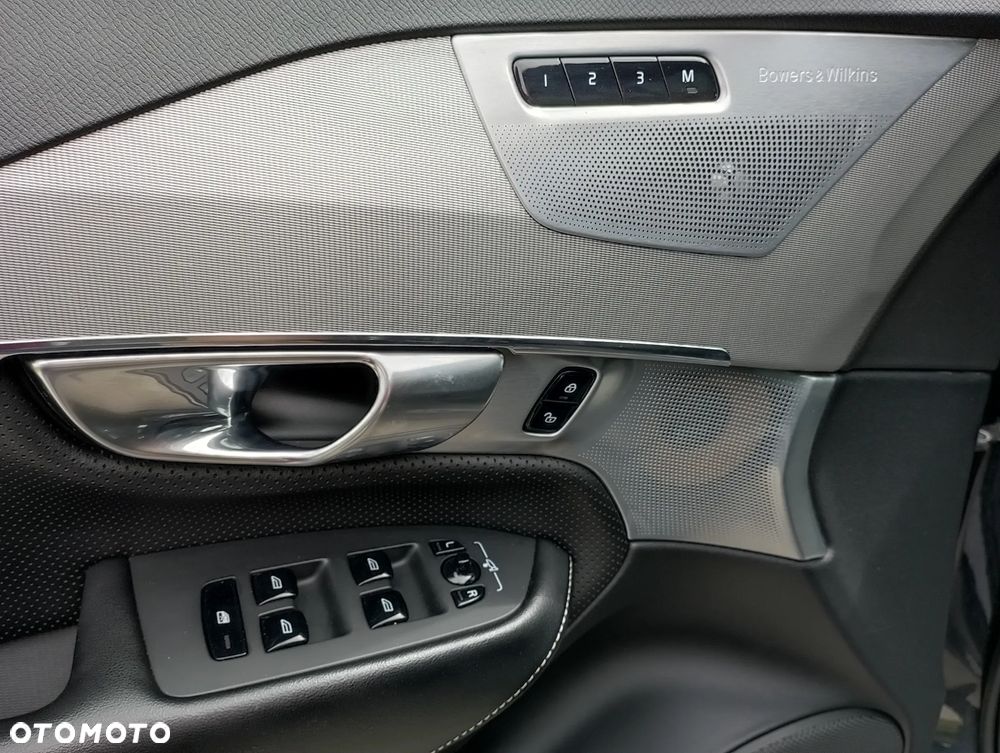 Volvo XC 90 B5 D AWD Geartronic RDesign - 34