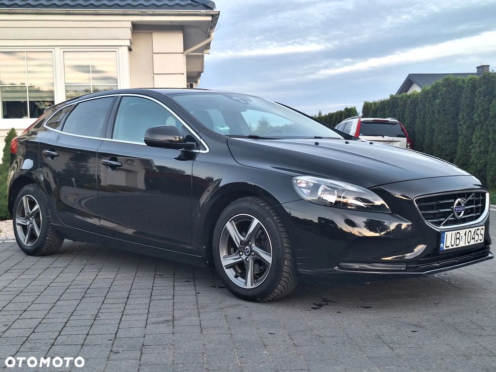 Volvo V40 - 2