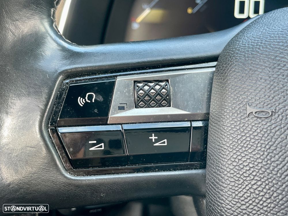 DS DS7 Crossback BlueHDI 130 So Chic - 20