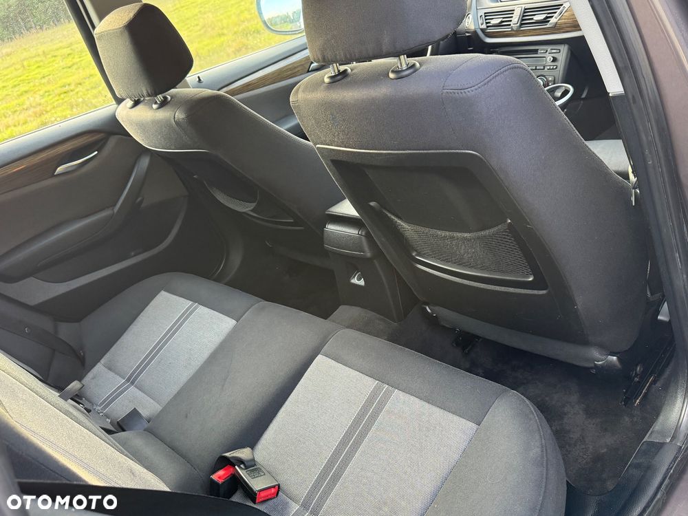BMW X1 xDrive18d - 6