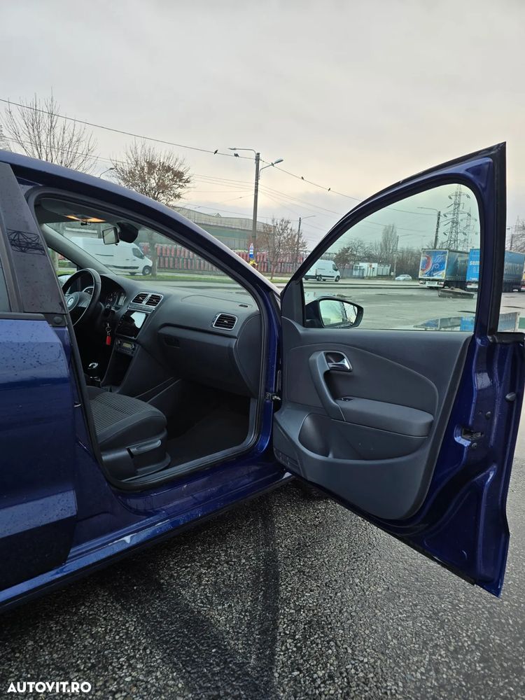 Volkswagen Polo 1.6 TDI DPF Highline BlueMotion Technology - 10