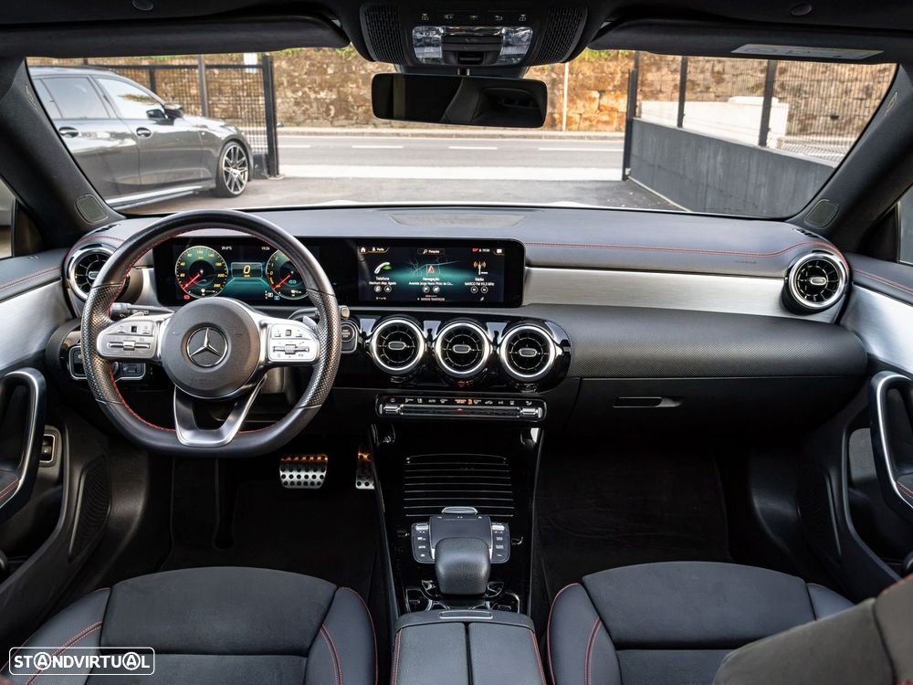 Mercedes-Benz CLA 250 - 32