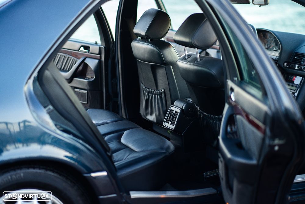 Mercedes-Benz S 300 TD - 9