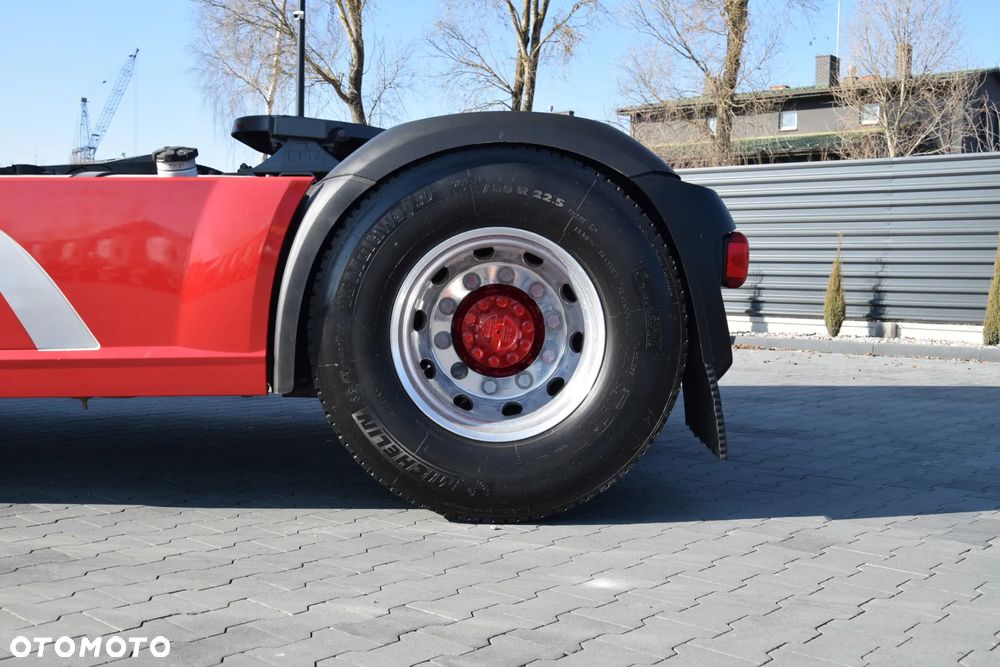 DAF XF530 / SUPER SPACE CAB / HYDRAULIKA / RETARDER / KLIMATYZACJA POSTOJOWA / ACC / NAWIGACJA / KLIMA / LEDY / FULL SPILERY / FULL OPCJA / WERSJA PREMIUM / SERWISOWANY / SPROWADZONY - 15