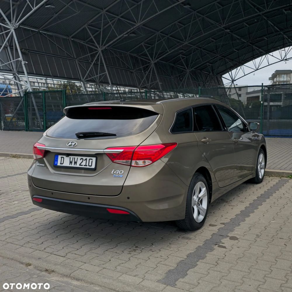 Hyundai i40 Kombi blue 1.6 Space - 20
