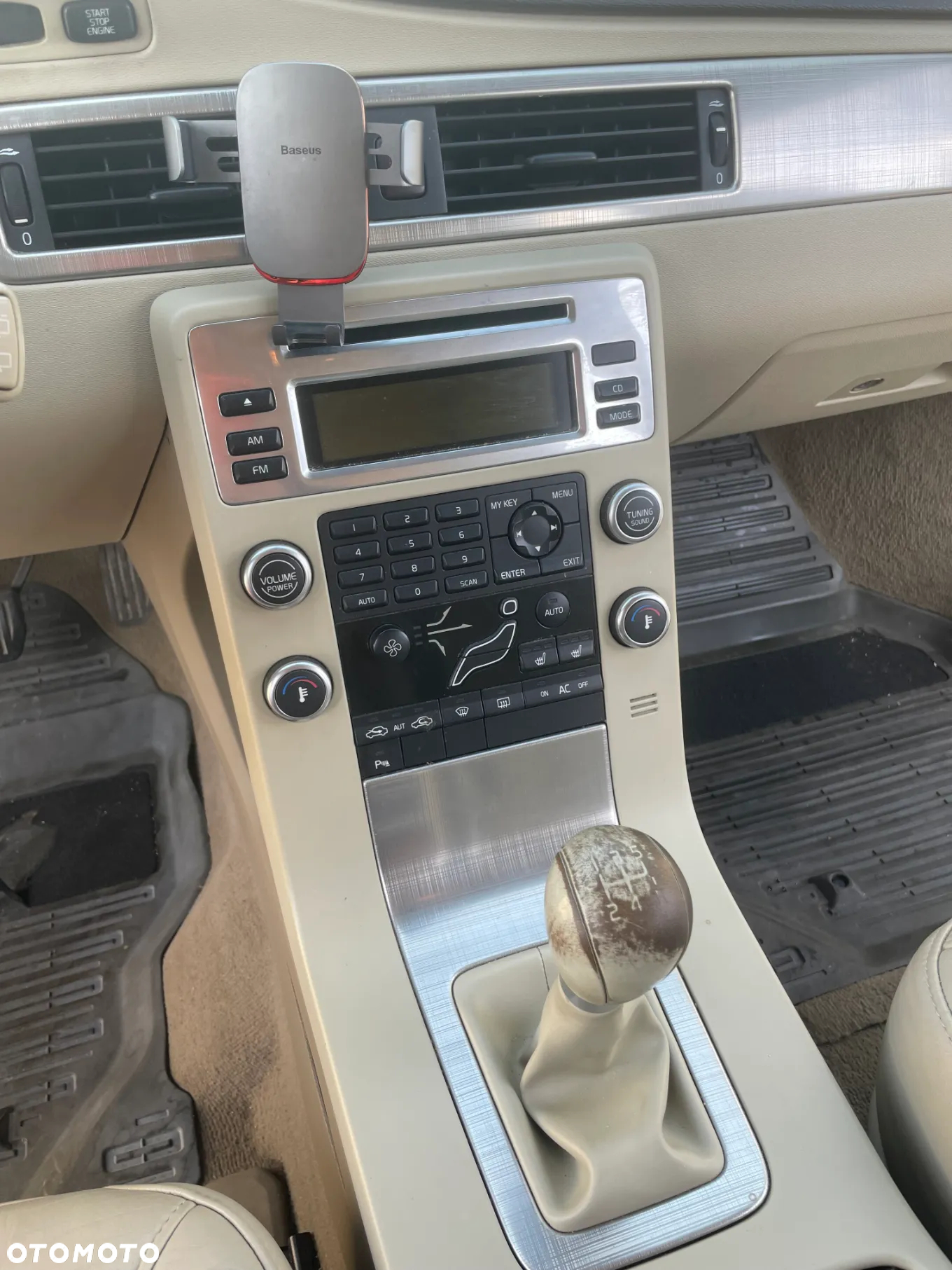 Volvo V70 2.0 Momentum - 8