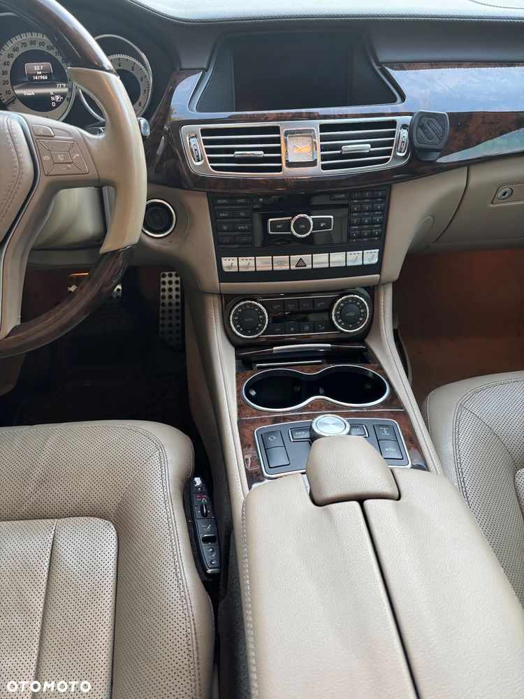 Mercedes-Benz CLS 500 BlueEFFICIENCY - 10