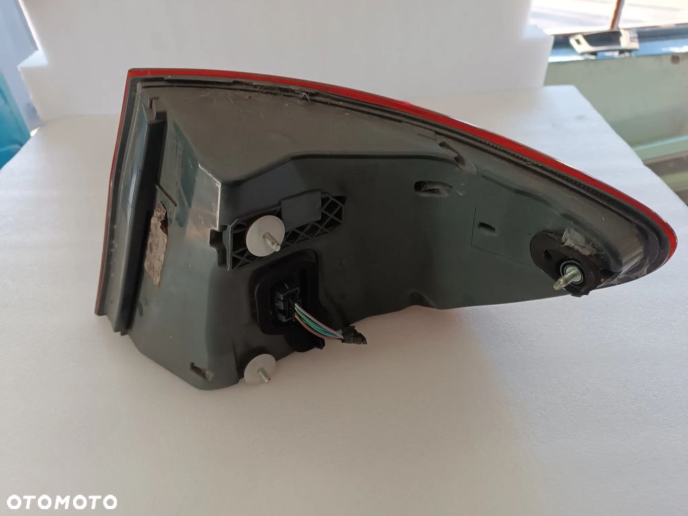 Lampa tylna lewa BMW F10 po liftingu - 2